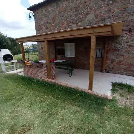 In 23547 Ferienhaus Monte San Savino